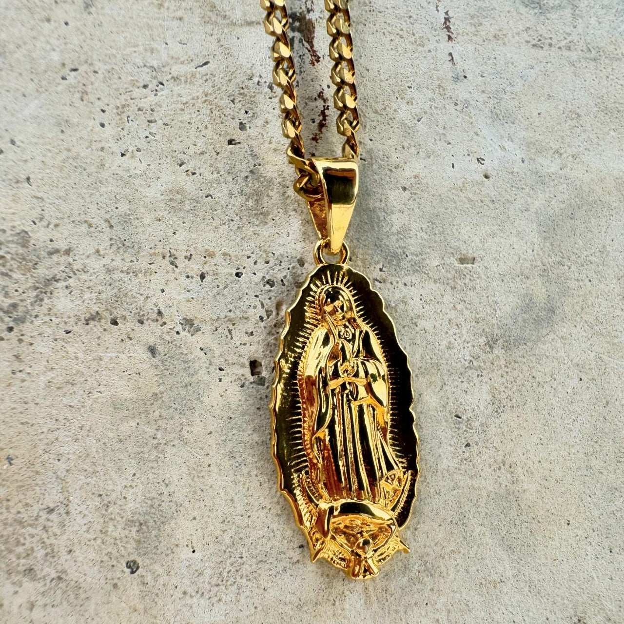 LADY GUADALUPE PENDANT (GOLD)