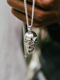 Thumbnail for 40 % Rabatt auf Add-On – Totenkopfanhänger (Silber)