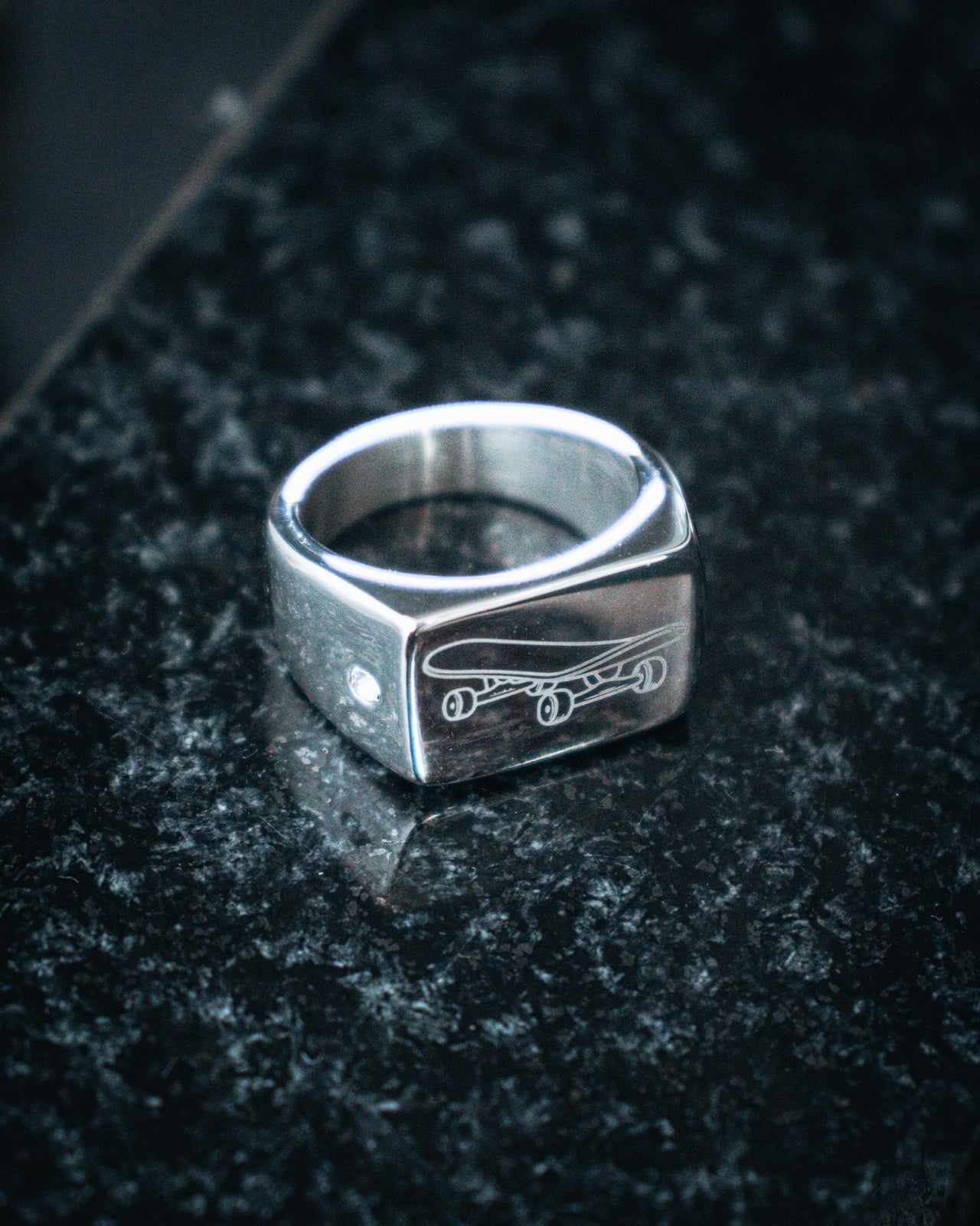 Skateboard Pendant & Ring Bundle (Silver)
