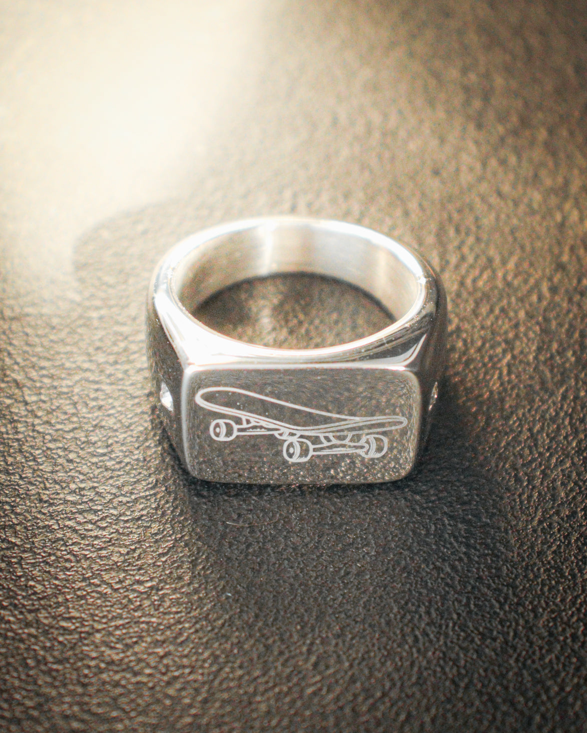 Skateboard Pendant & Ring Bundle (Silver)