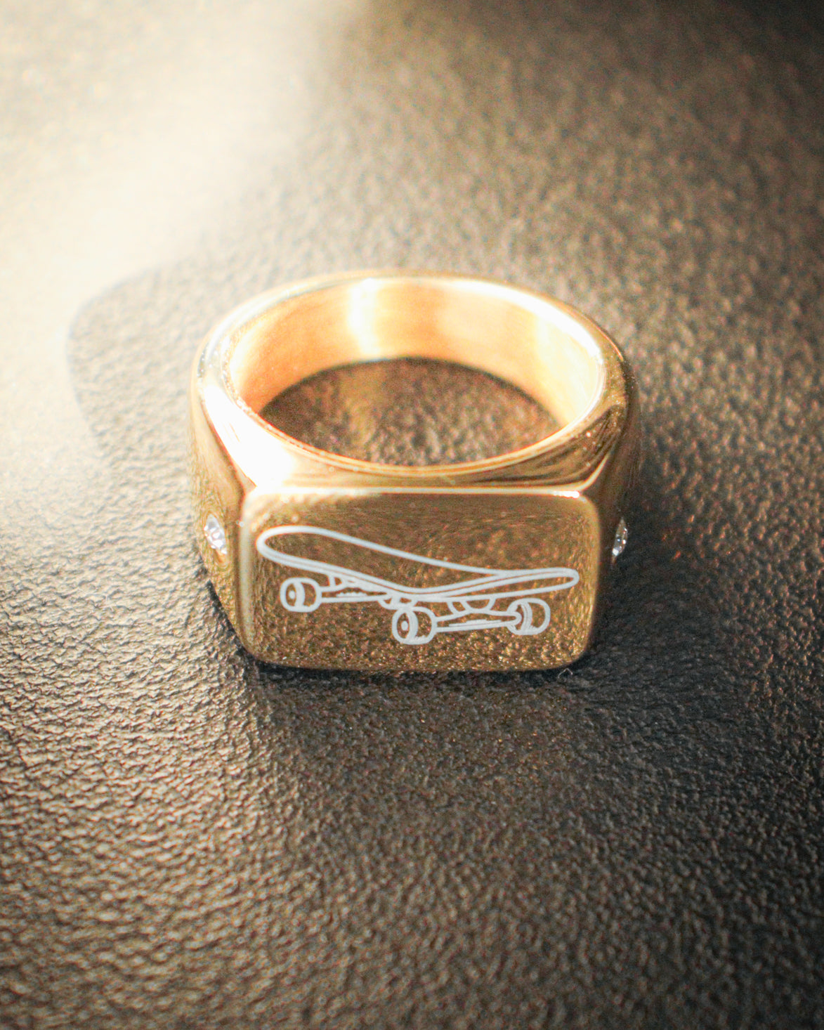 Skateboard-Ring (Gold)