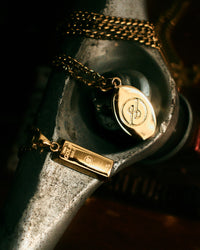 Thumbnail for Taubenanhänger (Gold)