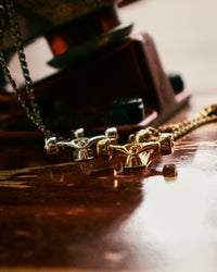 Thumbnail for Skateboard Truck w/Wheels Pendant (Silver)