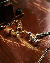 Thumbnail for Skateboard Truck w/Wheels Pendant (Silver)