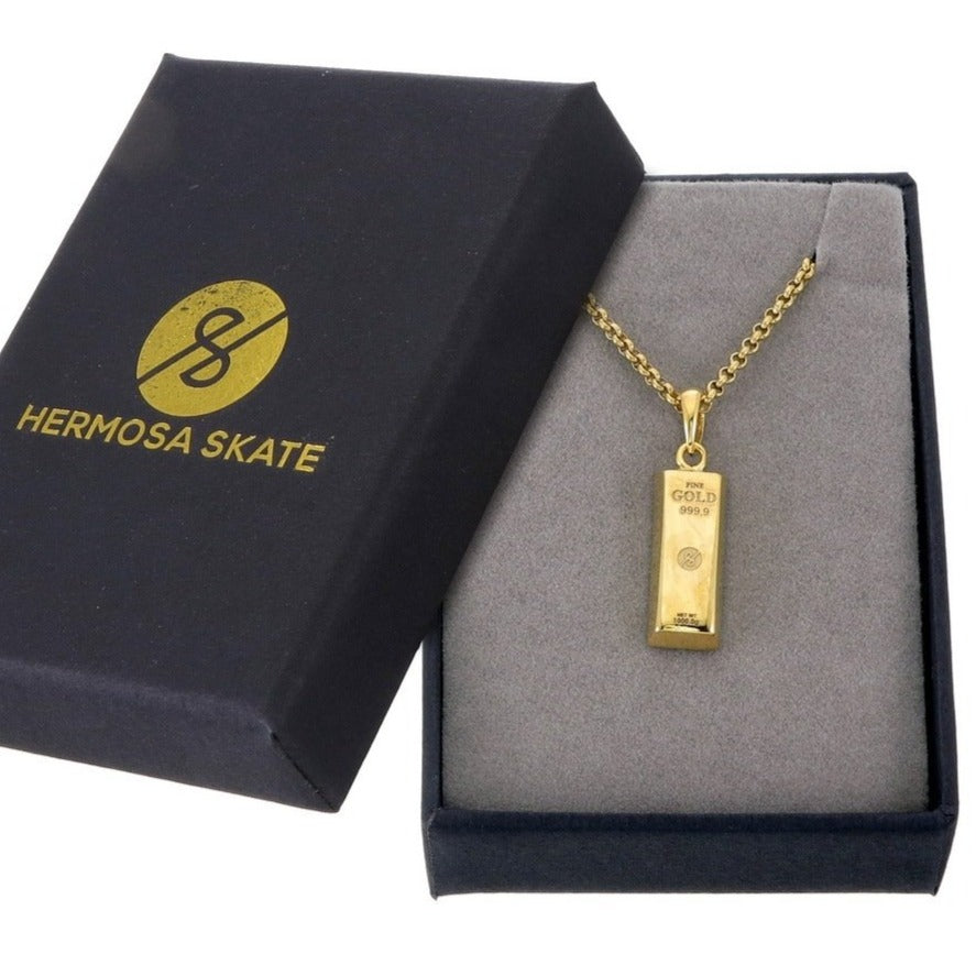 Gold shop bar locket