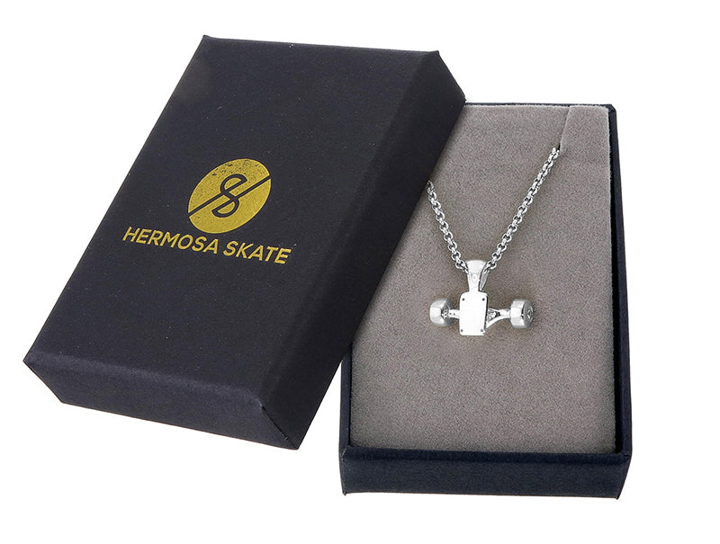 Skateboard Truck w/Wheels Pendant (Silver)